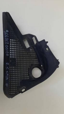 RIVESTIMENTO TERGICRISTALLO ANTERIORE RENAULT Scenic X MOD 96682620010R (09)