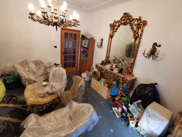 Salotto Luigi XIV IN LEGNO RIVESTITO IN FOGLIA ORO CON TESSUTO SUL VERDE - Foto 4