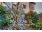 Villa di 183 m² con 5 locali e box auto doppio in vendita a Como