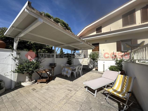 Villa a schiera - Terracina . Rif.: Cod. rif 3263906VRG