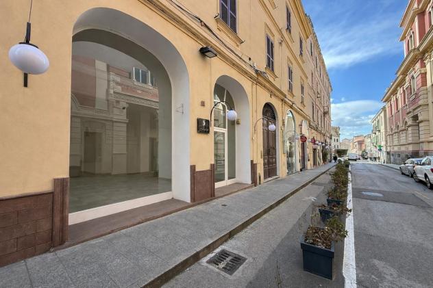 2 Vetrine in affitto a Sassari