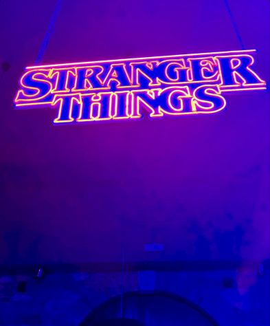 Scritta Led Stranger Things