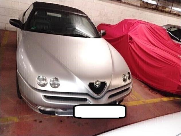 Alfa Romeo Spider 3000 v6