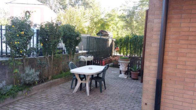 Villetta a schiera di 280 m² con più di 5 locali e box auto in vendita a None - Foto 5