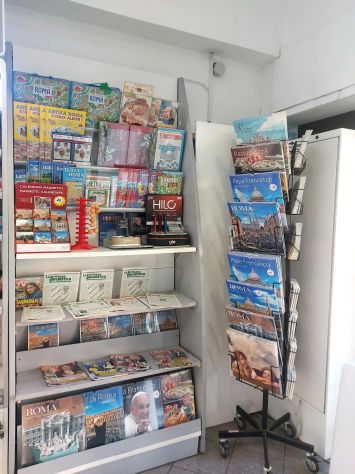tabaccheria lotto superenalotto zona spinaceto cedo in vendita - Foto 3