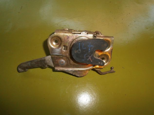 Serratura sportello porta anter Fiat 127 tutte le versioni (lato guida) "NUOVA" - Foto 4