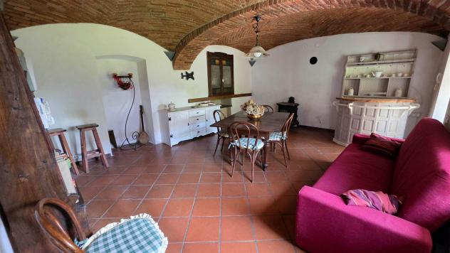 Vendita Tenuta complesso da 410 mq in Via Roma con giardino - Foto 13