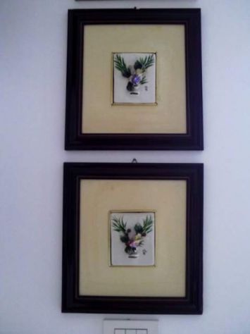 Quadri in ceramica con fiori in rilievo