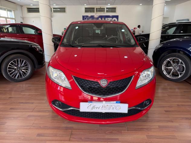 LANCIA YPSILON 1.2 69CV GOLD - 2018 - Foto 3
