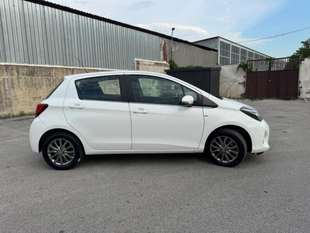 Toyota Yaris 1.0 5 porte Lounge - Foto 5