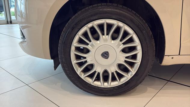 Lancia Ypsilon 1.2 69cv GPL Ecochic Gold - Foto 8