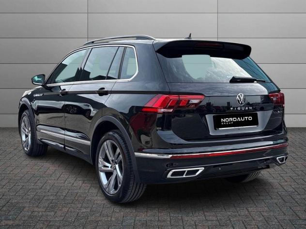 Volkswagen Tiguan 2ª SERIE 2.0 TDI 150 CV SCR DSG 4MOTION R-Line - Foto 2