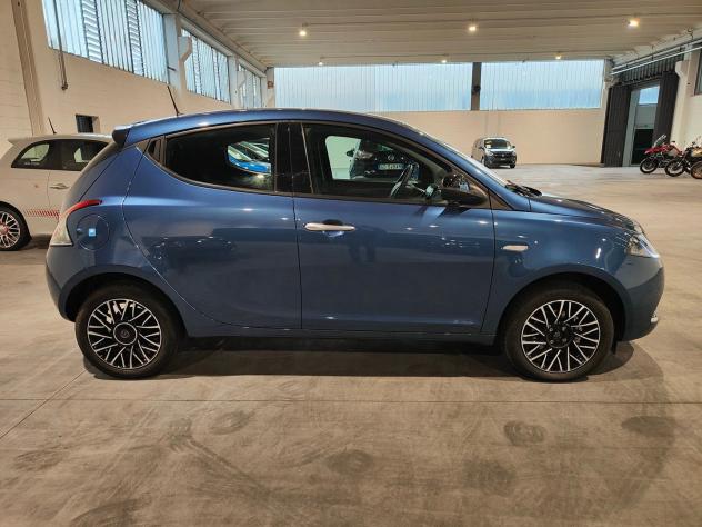 Lancia Ypsilon 1.0 FireFly 5 porte S&S Hybrid Platino - Foto 3