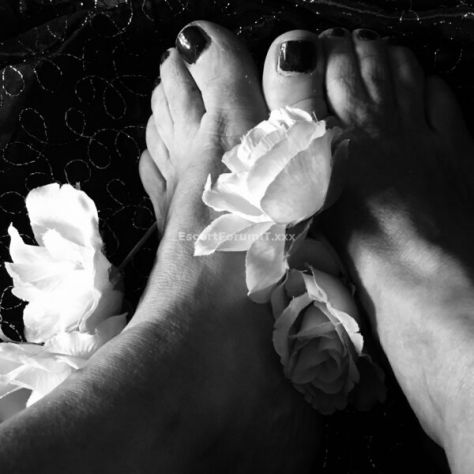 VIAREGGIO LIBERA..MENTE TANTRASensual DARKLove ITALIANA MASSAGGIatrice SENSUALI - Foto 4 Tel:3314467003