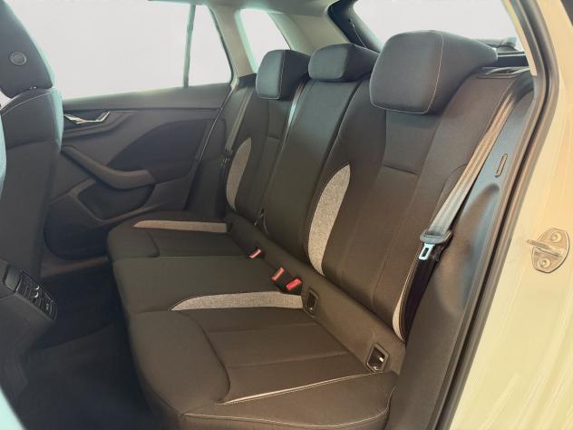 Škoda Kamiq 1.0 TSI Be More 70kW - Foto 8