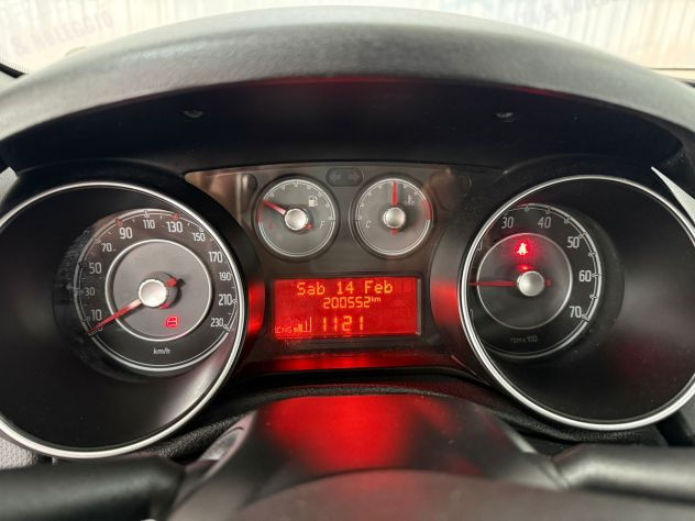 Fiat Punto 1.4 BenzMetano 77cv 5 porte - Foto 8