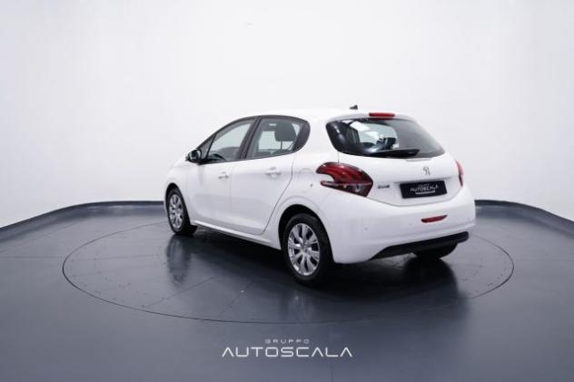 PEUGEOT 208 1.2 PureTech 82cv 5 porte Business rif. 23491010 - Foto 4