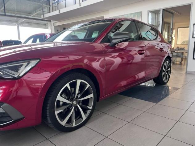 SEAT Leon 1.5 eTSI 150 CV DSG Business rif. 23179671 - Foto 2