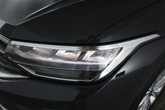 VOLKSWAGEN Tiguan Tiguan 2.0 TDI 150 CV SCR DSG Life rif. 23802202 - Foto 9