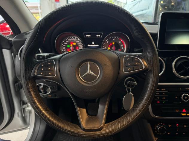 Mercedes-benz CLA 180 d S.W. Automatic Executive - Foto 7