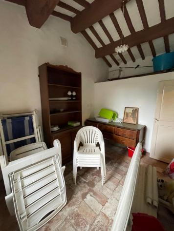 Appartamento da ristrutturare con annesso magazzino -- piano terra
In posizione tranquilla e comoda, proponiamo in vendita un appartamento di circa 6 - Foto 15