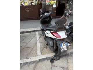 X Max