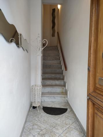 APPARTAMENTO INDIPENDENTE di 4 vani e di 80 mq (VIAREGGIO) rif. AF 0001 - Foto 2