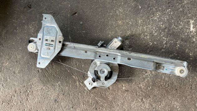 Alzacristallo anteriore SX Citroen C3 del 2014 - Foto 4