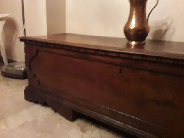 Cassapanca inizio 900 in noce in ottimo stato - Foto 2
