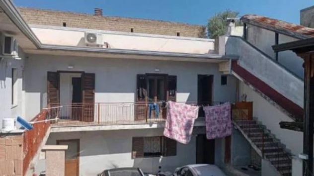 Immobile in asta di 359 m², box auto in vendita a San Cipriano d'Aversa - Foto 5