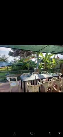 Appartamento P.T. rialzato direttamente sulla spiaggia in un giardino botanico