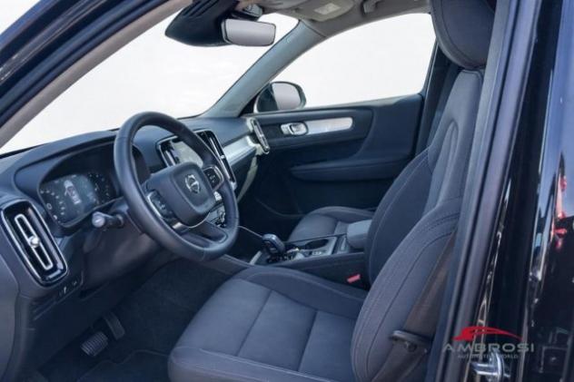 VOLVO XC40 T2 Geartronic Momentum Pro rif. 23452442 - Foto 9