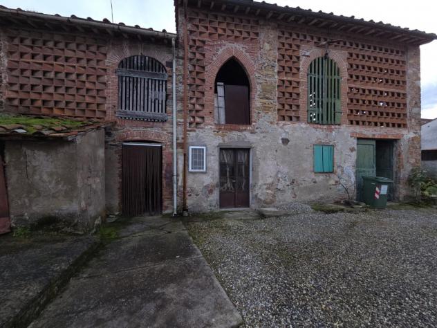 Fienile in vendita a Pieve San Paolo - Capannori 350 mq Rif: 1378132