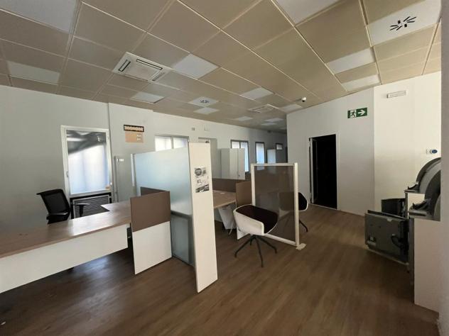 NEGOZIO 5 VETRINE OPNE SPACE - Foto 4
