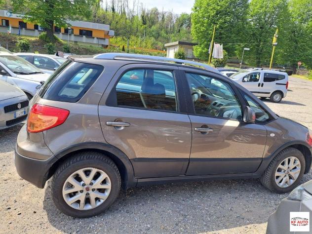 FIAT - Sedici 2.0 mjt Emotion 4x4 135cv - Foto 7