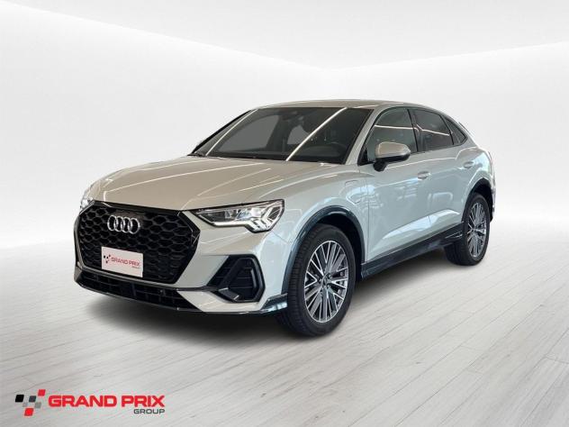 Audi Q3 SPB 45 TFSI e S tronic Business Plus