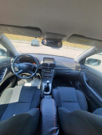 Toyota Avensis 2.2 D-4D 16V Station Wagon - Foto 7