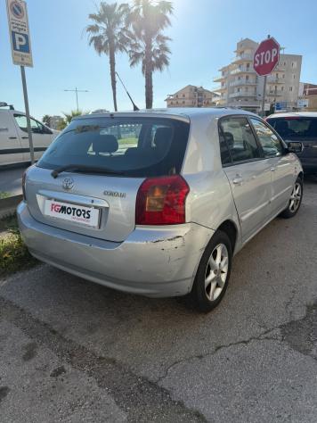 Toyota Corolla 2.0 tdi D-4D 5 porte - Foto 4