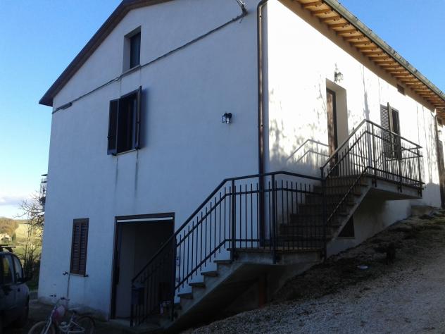 Porzione di casa in vendita a Avigliano Umbro - Foto 2