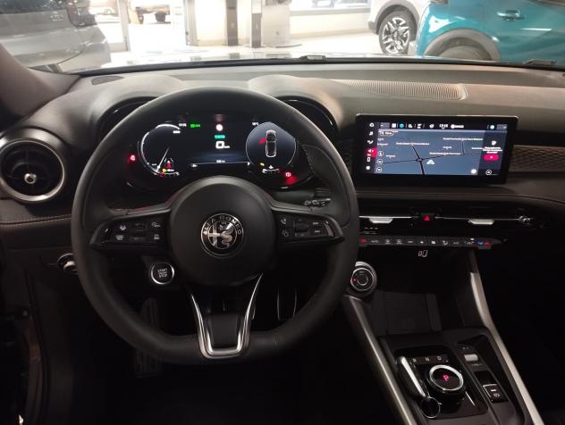 Alfa Romeo Tonale 1.5 160 CV MHEV TCT7 Veloce - Foto 4