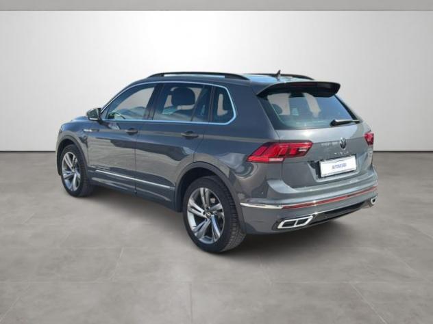 VOLKSWAGEN Tiguan 2.0 TDI 150 CV SCR DSG 4MOTION R-Line rif. 24176720 - Foto 6