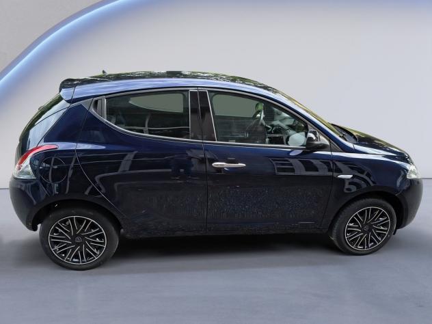 Lancia Ypsilon 1.2 69 CV 5P S&S Gold - Foto 8