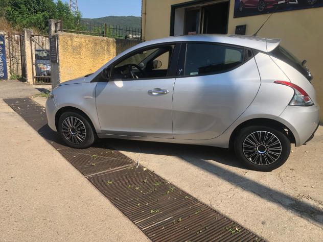 Lancia Ypsilon 1.2 69 CV 5 porte GPL - Foto 5