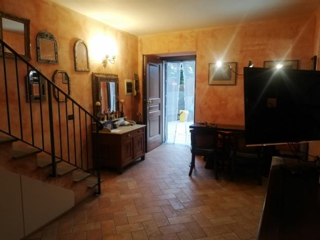Borgo San Lorenzo terratetto 4 vani resede p.auto - Foto 7