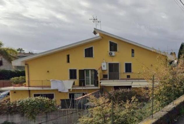 Immobile in asta di 131 m² con più di 5 locali in vendita a Mascalucia - Foto 2
