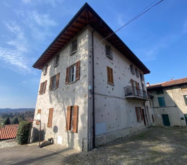 ATTICO DI 120 MQ CON POSTO AUTO A OLGIATE MOLGORA - Foto 3