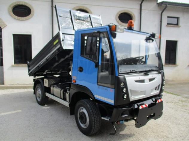 BUCHER BSI BU 200 75 Ql. ribaltabile 4x4 rif. 23427039 - Foto 2