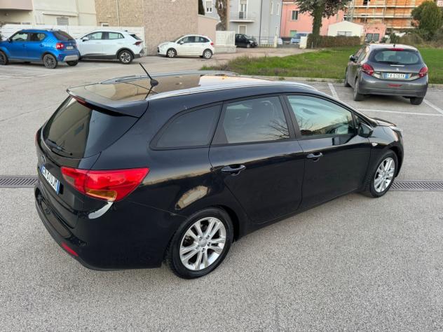 Kia Ceed 1.4 GPL SW Cool - Foto 8