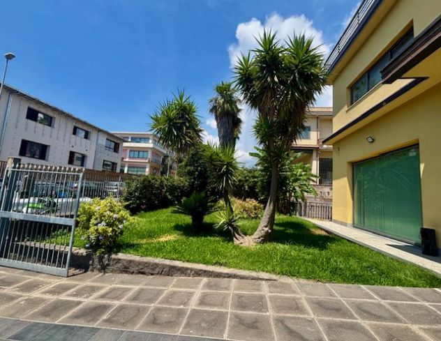 Acireale a due minuti dal casello affittasi Capannone/Ufficio 450 mq - Foto 2