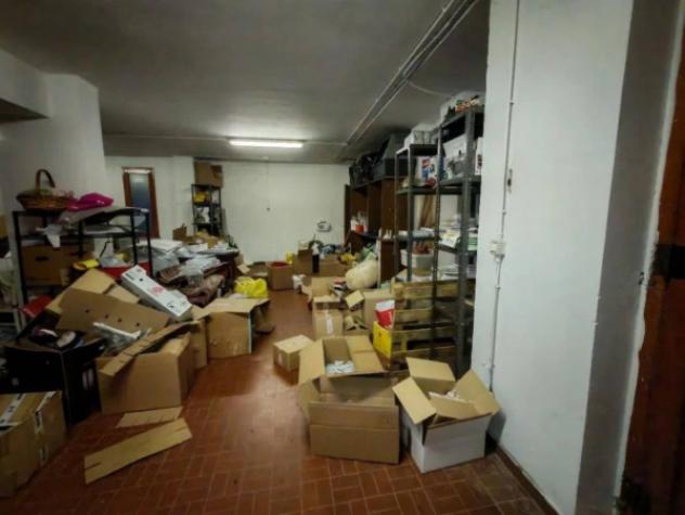 Immobile in asta di 609 m² con più di 5 locali e box auto in vendita a Moncalieri - Foto 17